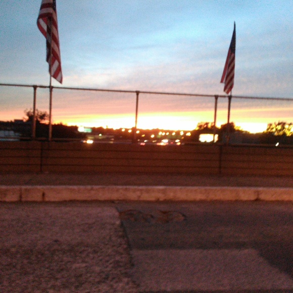 Meet your Posher, Jo Dee - Picture 2 of 3